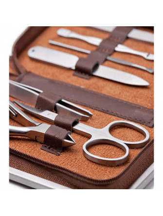 ESSENTIAL MANICURE AND PEDICURE TOOLS