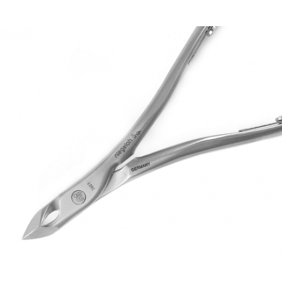Niegeloh Solingen Inox Standard 7mm Jaw Cuticle Nippers Hand Crafted in Germany Niegeloh Solingen Inox Standard 7mm Jaw Cuticle Nippers Hand Crafted in Germany