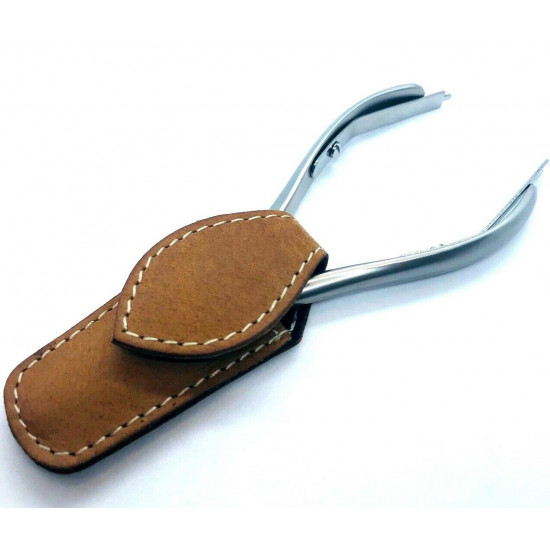Niegeloh Solingen Toenail Clipper Hand crafted in Germany 11cm with High Quality Caramel Brown Leather Case Niegeloh Solingen Toenail Clipper Hand crafted in Germany 11cm with High Quality Caramel Brown Leather Case