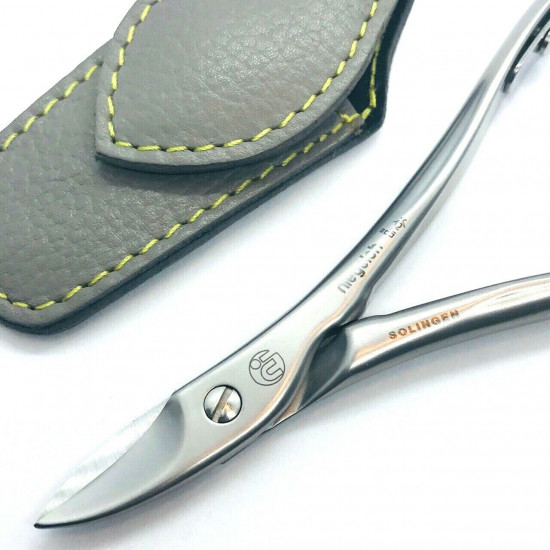 Niegeloh Solingen Toenail Clipper Hand crafted in Germany 11cm with High Quality Gray Leather Case Niegeloh Solingen Toenail Clipper Hand crafted in Germany 11cm with High Quality Gray Leather Case